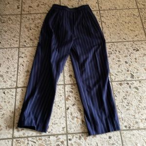 Women’s fashion pants
